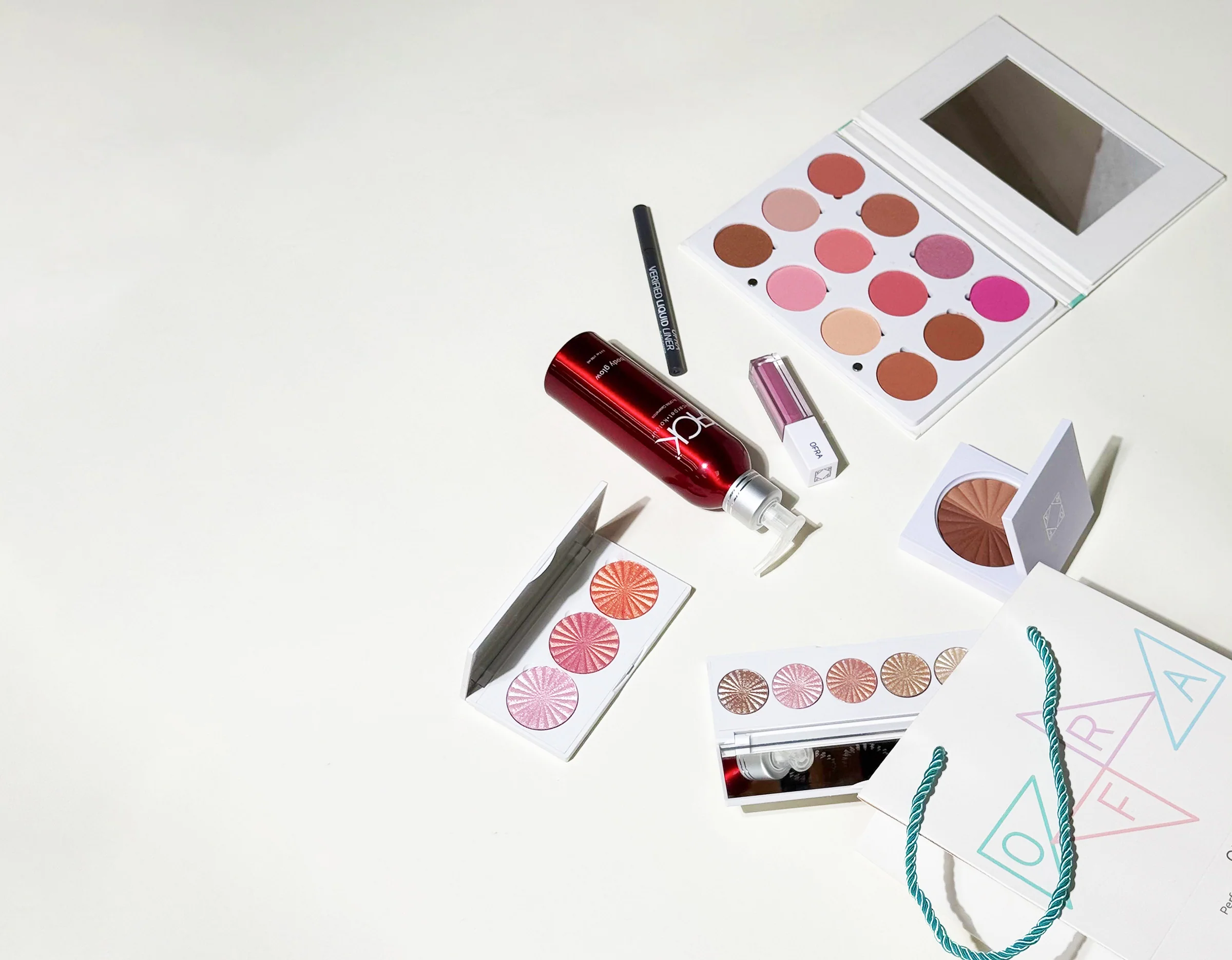 Glow With Iconic Cruelty-Free Beauty